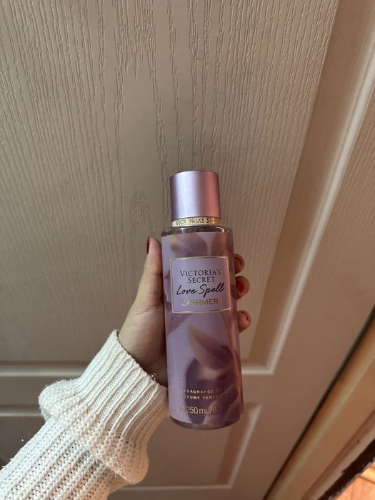 Spray uri de corp victoria’s secret