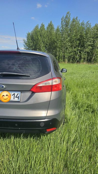 Продам форд фокус 2012год