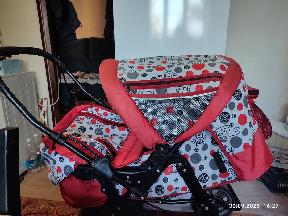 Продам детскую коляску