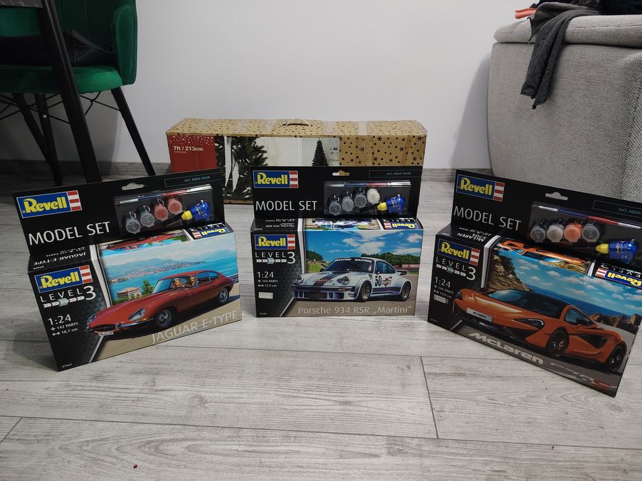 Machete Revell, mașinuțe Jaguar, Porsche, McLaren