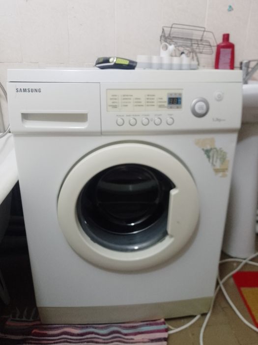Стиральная машинка  автомат