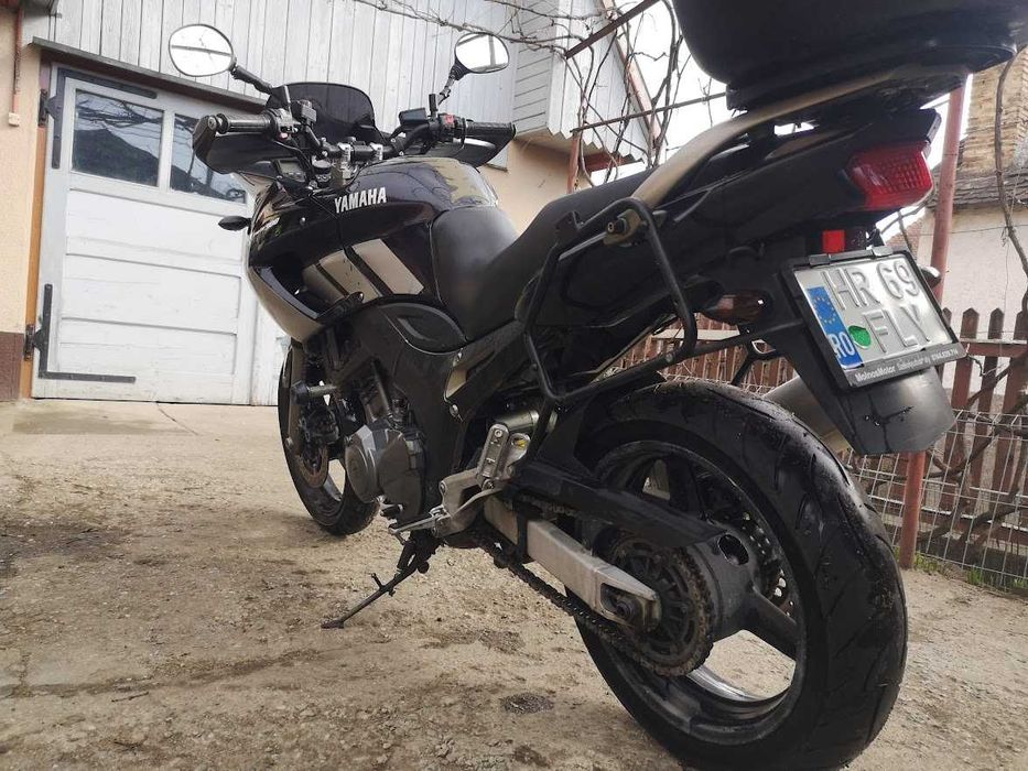 Motocicleta Yamaha TDM 900