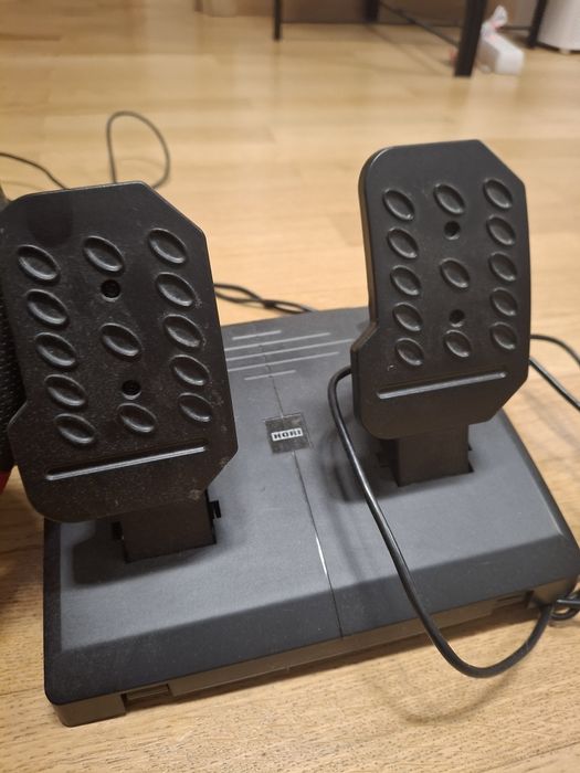 Vând urgent volan Nintendo Switch Mario Kart,Hori!