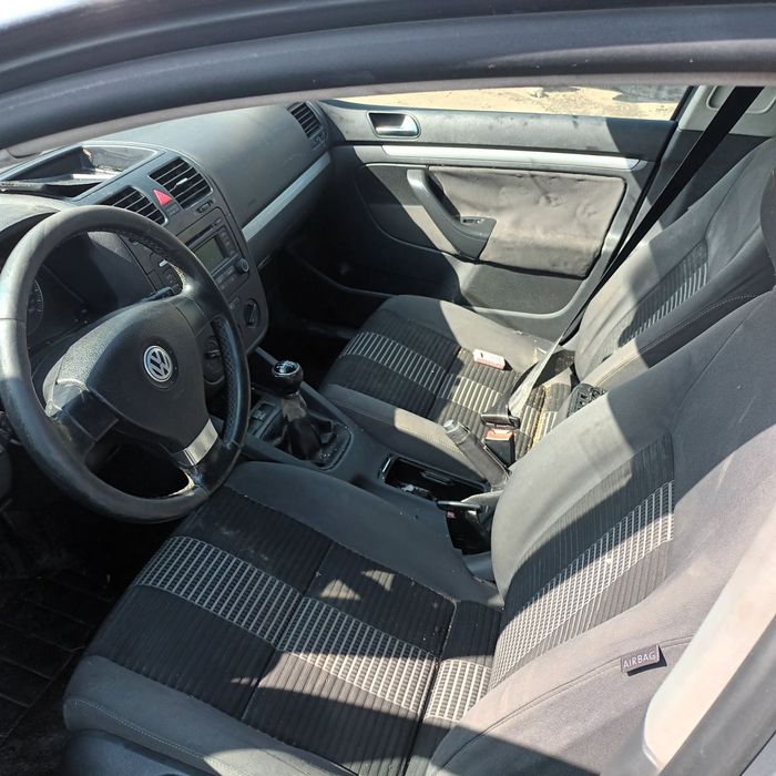 Dezmembrari  VW GOLF 5  2003  > 2009 1.6 Benzina