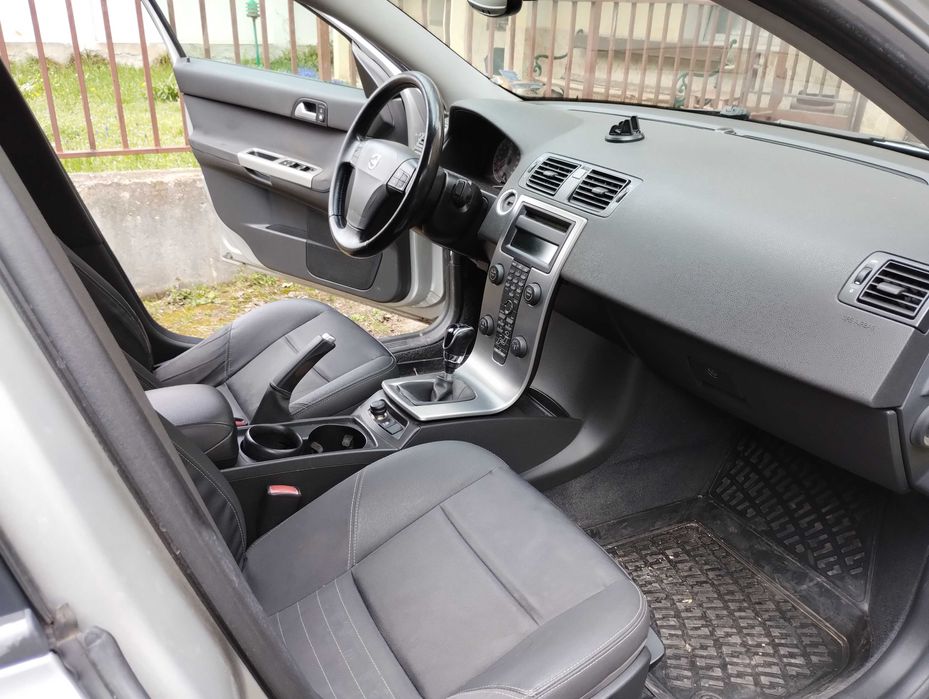 Volvo S40 2.0D 2005г.