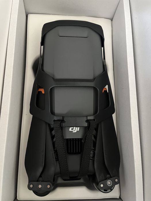 Продам DJI mavic 3 pro