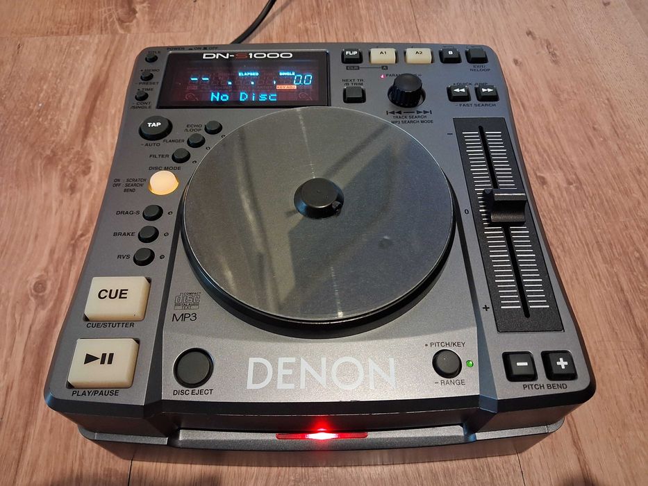 CD плеър DENON DN-S1000