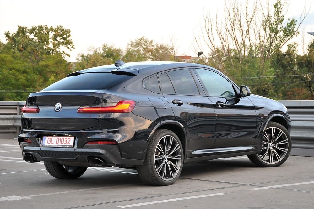 BMW X4 M Vând BMW X4M /XDrive 40D motorizare M nouă 3.0 diesel 326 cp