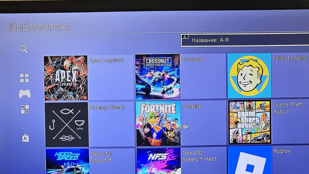 Plastation 4  +1 оригинален джойстик. 35+ купени и старик редки игри