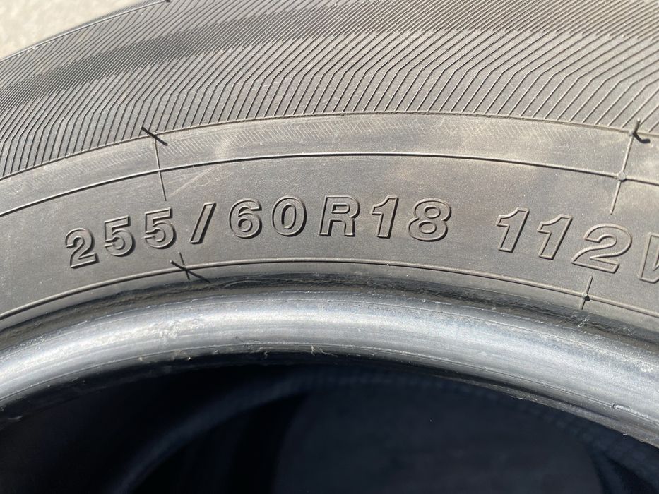Шины 255/60/18 пара бу ёкагамма