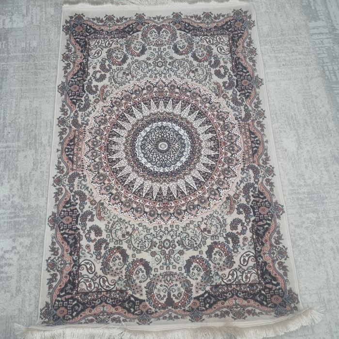 Продам коврик новый