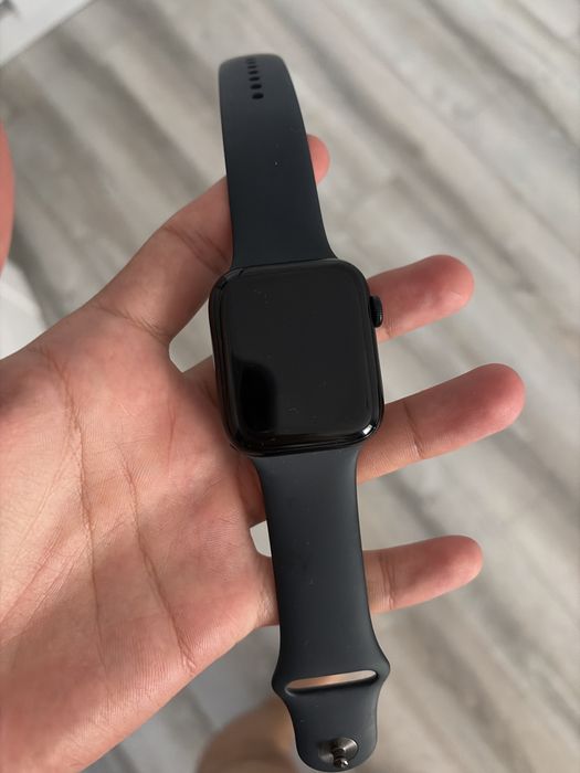 Продам Appls watch SE2