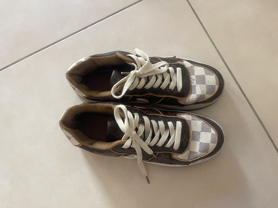 Vand nike lv marimea 41