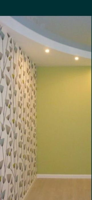 Клеим обои , побелка стен водоэмульсионной краской