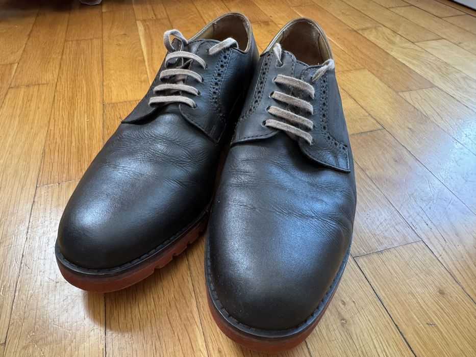 Мъжки обувки номер 44 и 43