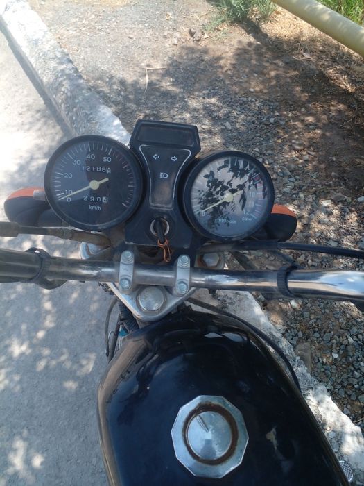 72кубли 4 скоростли мопед.доеументи бор