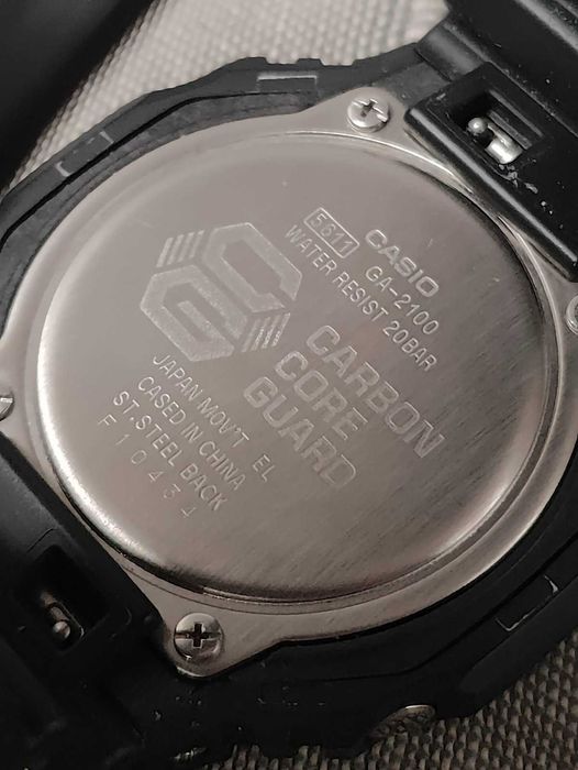 Часовник Casio G-Shock ga2100