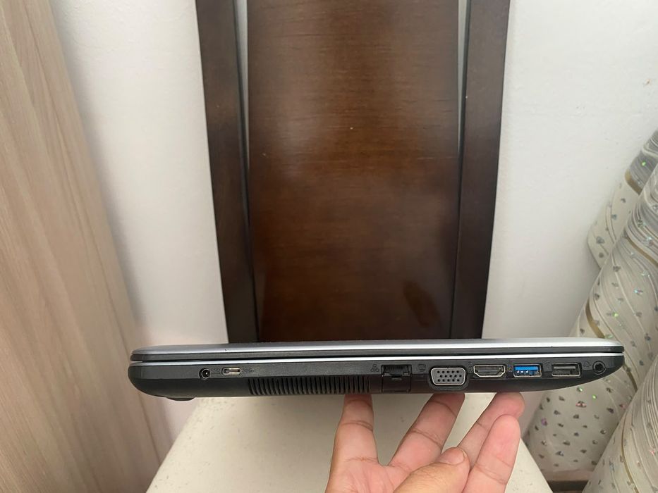 Шустрый ASUS/intel i3-7100U
