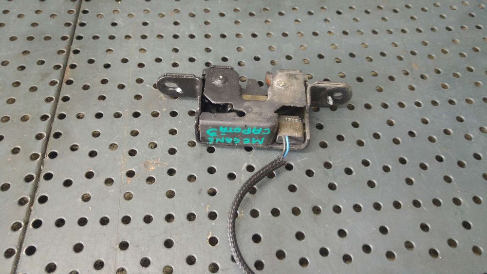 Broasca capota renault megane 3 grandtour kz0 1