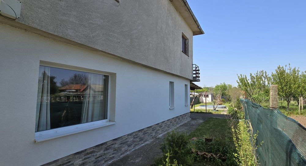 Двуетажна къща с. Ряхово