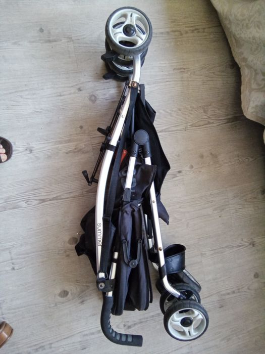 Коляска прогулочная фирмы Summer