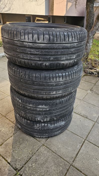 Гуми 245/40/19 Pirelli P zero