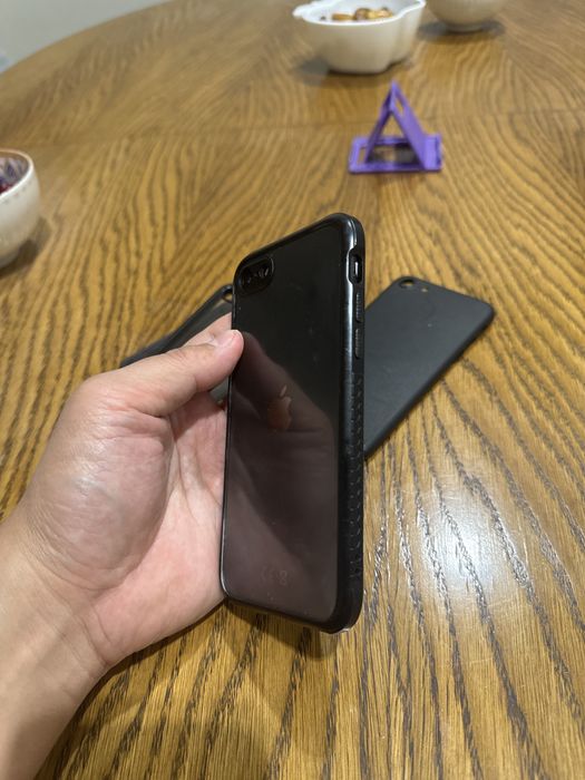 Iphone SE 2020 на 64 gb