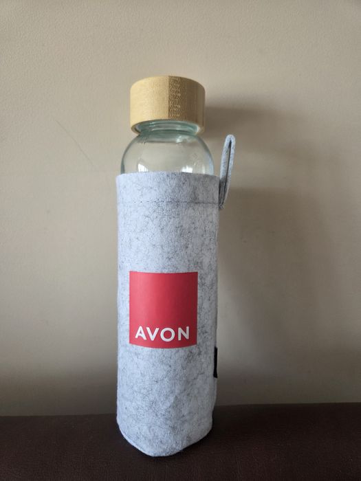 Бутилка за вода от Ейвън