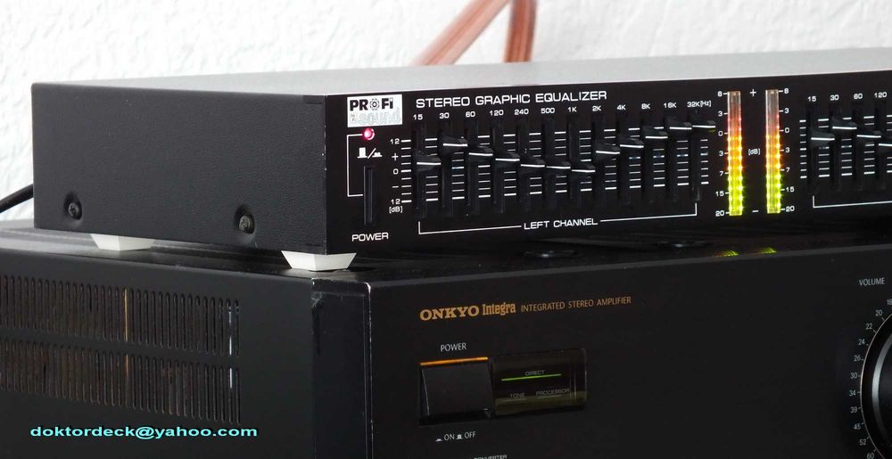 egalizator Profi Sound cu 12 frecvente si vu-metru