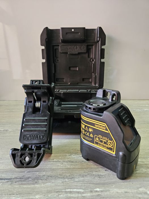 Dewalt Линеен Лазерен Нивелир DW088