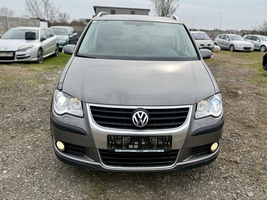Vw Touran Cross 1.9 Tdi automat DSG
