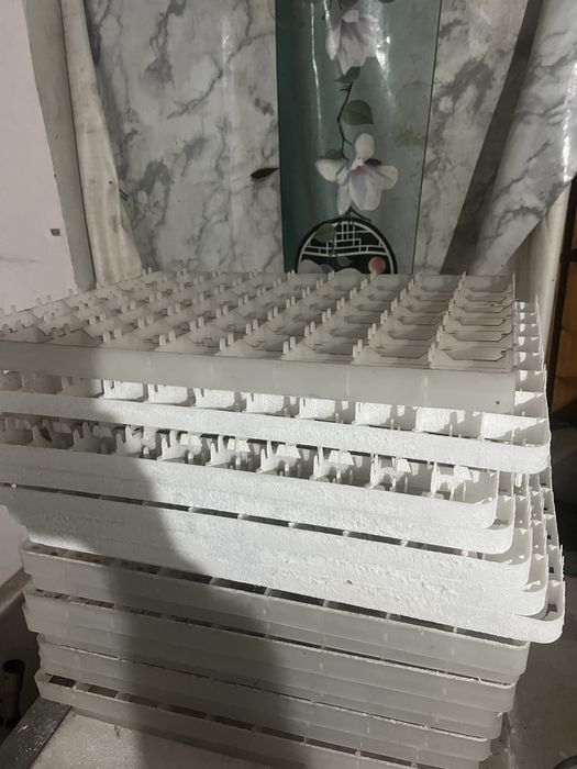 Инкубатор яиц продам в отличном состоянии