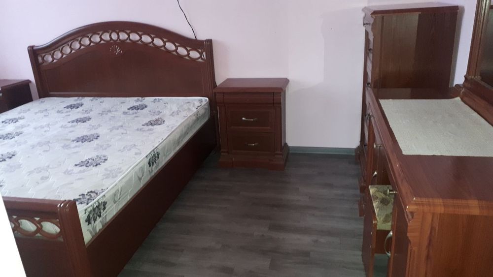 Аренда метро беруний 2.хонали оилага берилади расмдаги уй