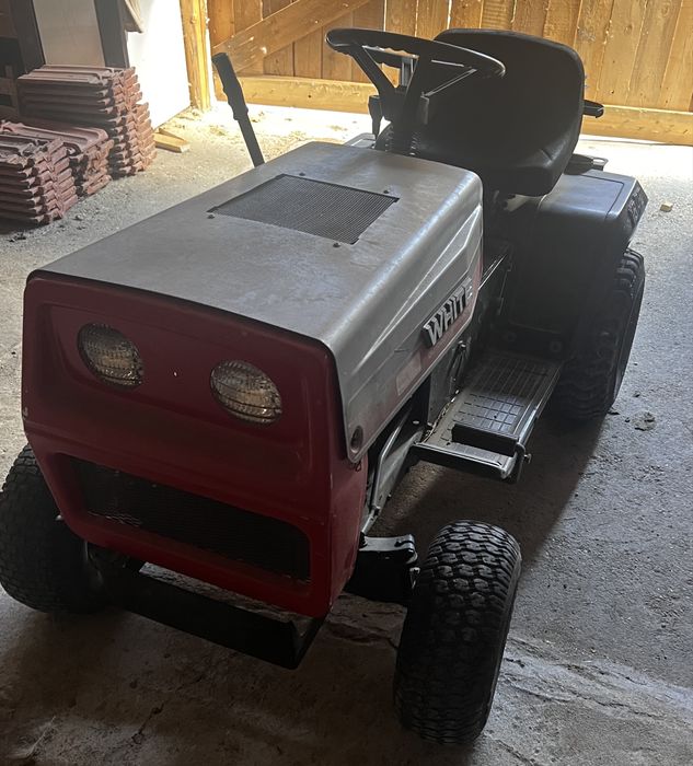 Se vinde tractor