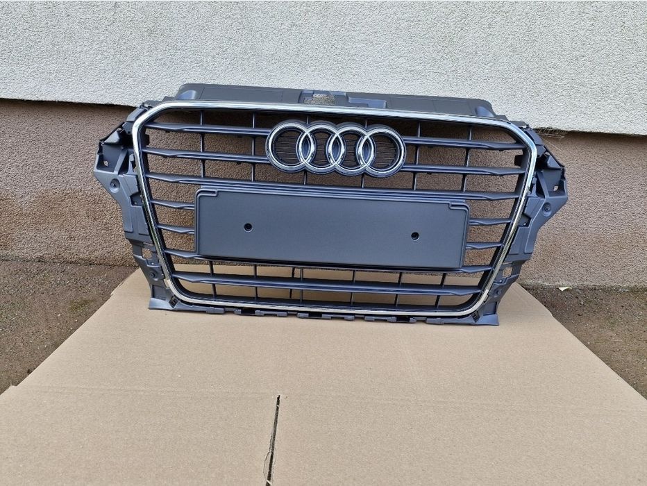 Grila centrala Audi A3 8V NOUA 2013-2016