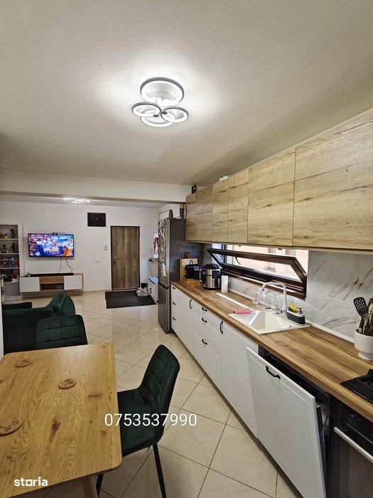 Apartament 3 camere-Etaj 1/2 - Nicolina 1-Rond Vechi-Direct proprietar