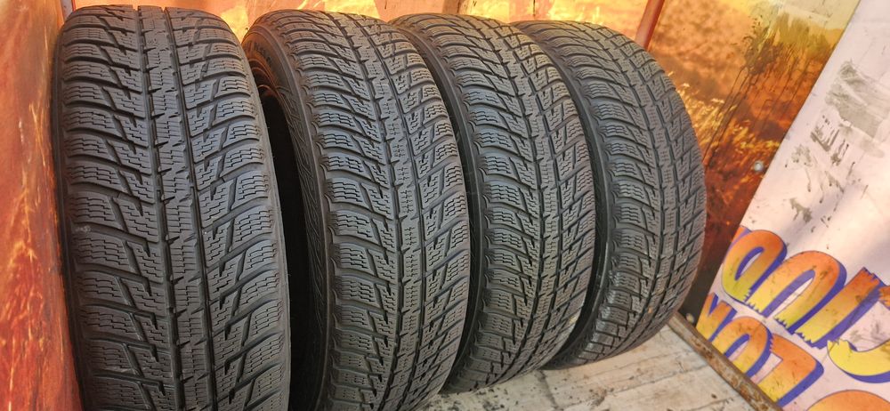 Set 4 Anvelope Nokian 215 65 R17 cu jante 5 x 112  R17. M+S