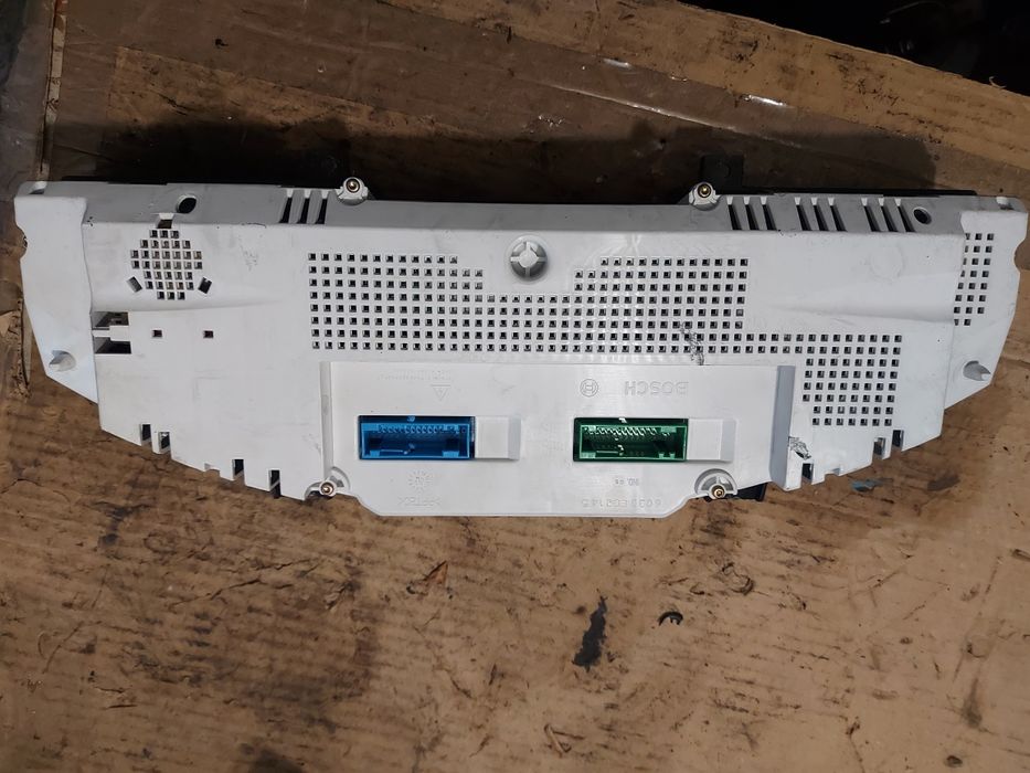 Табло ( километраж ) Порше Кайен / Porsche Cayenne 955