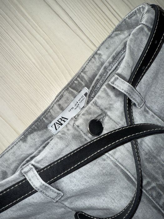 Сиви дънки зара.