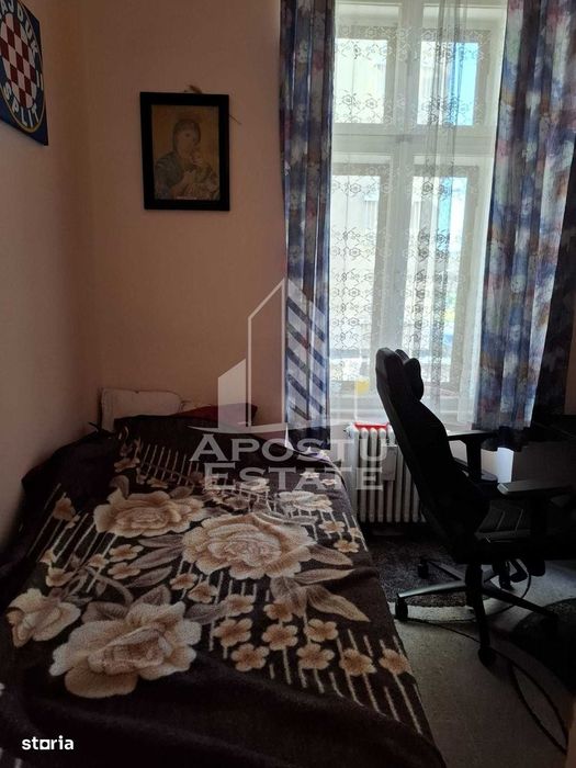 Apartament 3 camere de vanzare zona Piata Marasti Timisoara