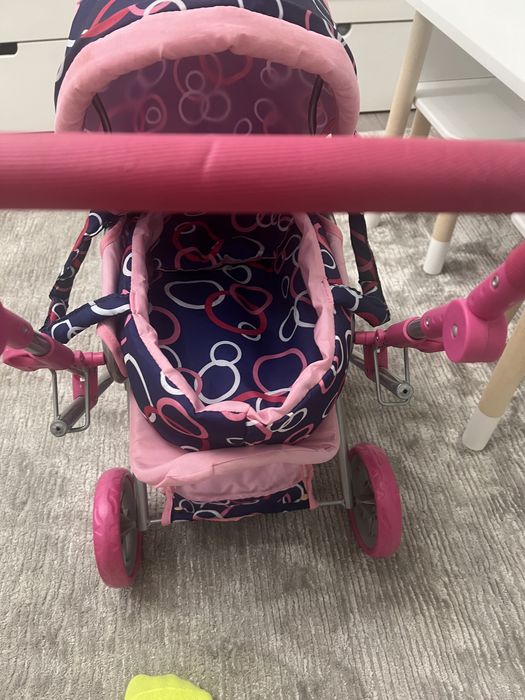 Коляска для кукол