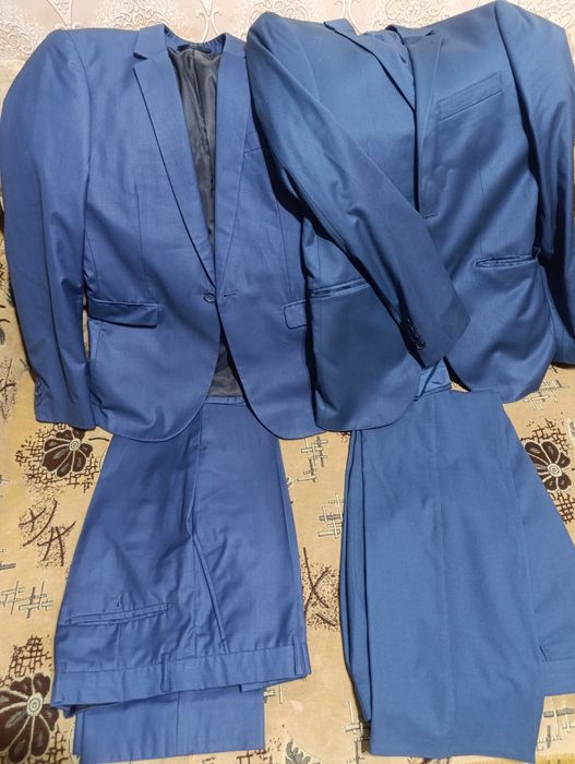 Продам костюмы двойки