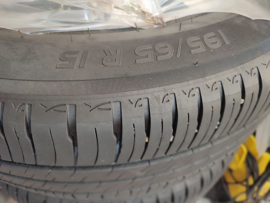 Шины Michelin с дисками 195/65-15