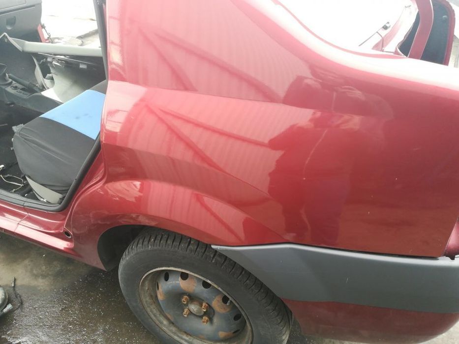 Aripa stanga dreapta spate Dacia Logan faza I (2004-08)