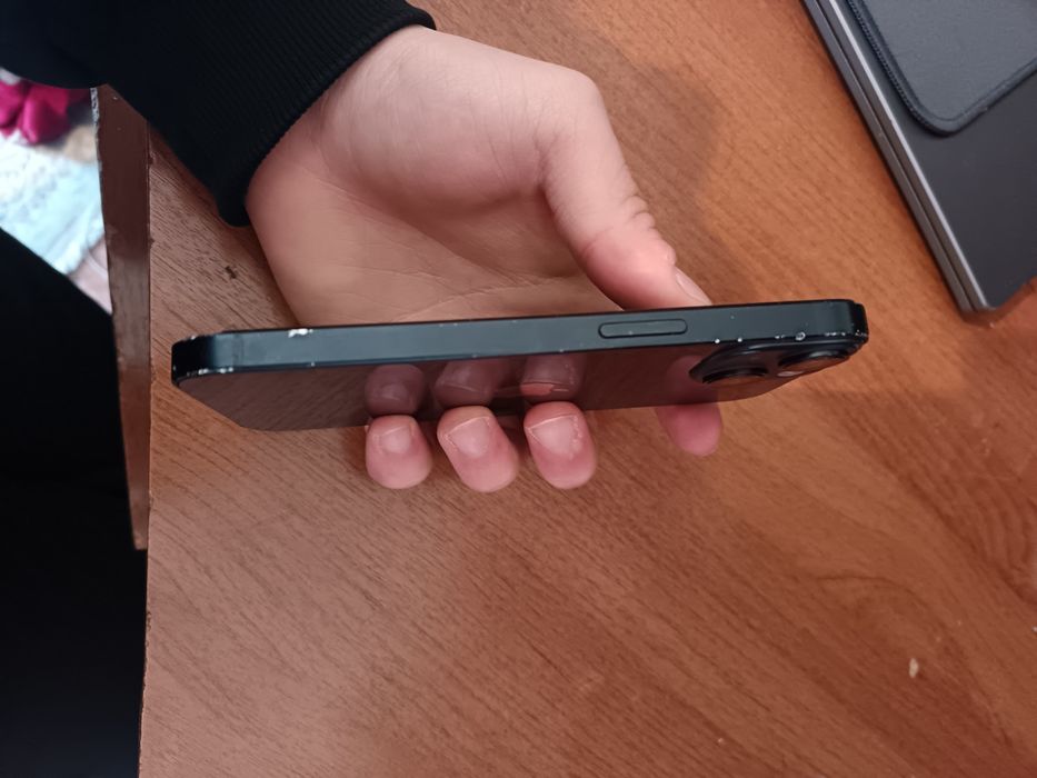 Айфон 14 сатылады