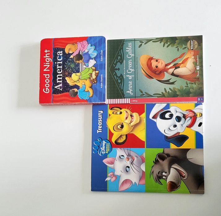 Diferite carti de povesti pentru copii in engleza, germana si romana