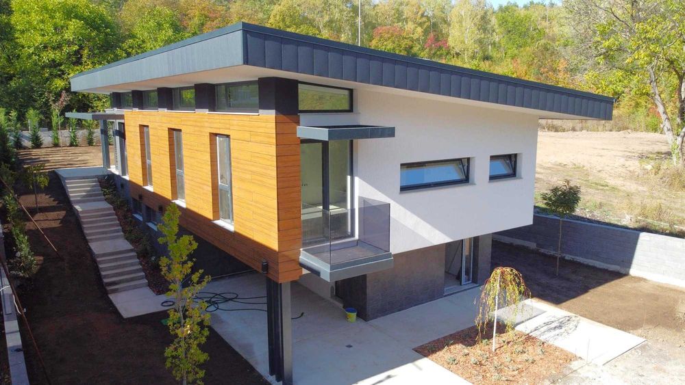 Продава се Къща в Перник, Драгановец - 264 кв.м за 744 €/кв.м - Снимка #1