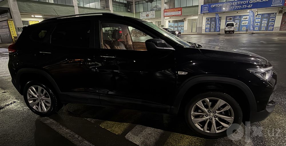 TRACKER 2 ltz qora rang