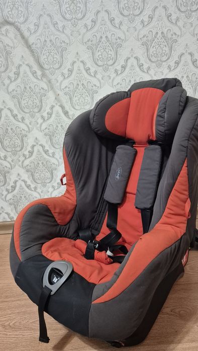 Детское автокресло 15.000 тнг