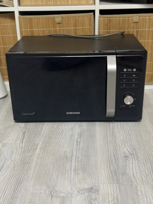 Cuptor cu microunde Samsung